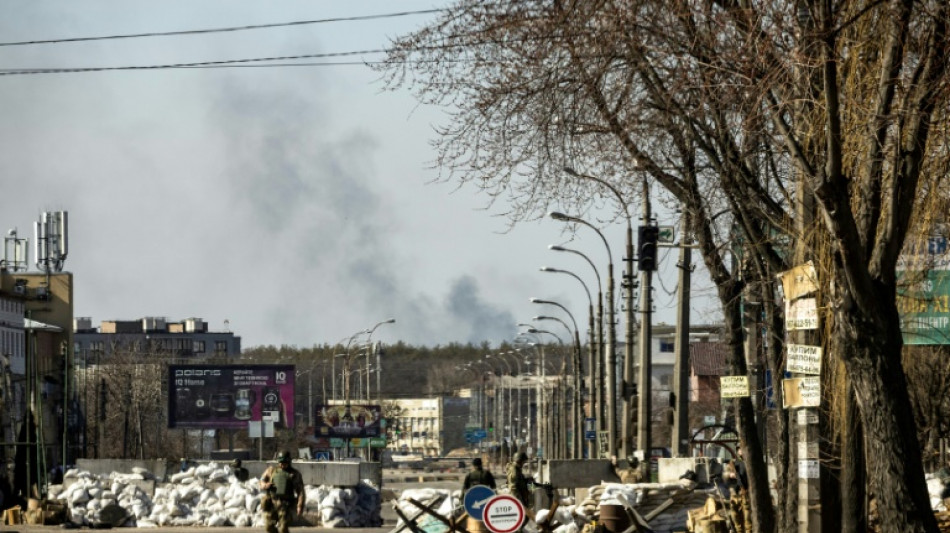 En attendant l'assaut russe, Kiev en "pause" le temps d'un couvre-feu 