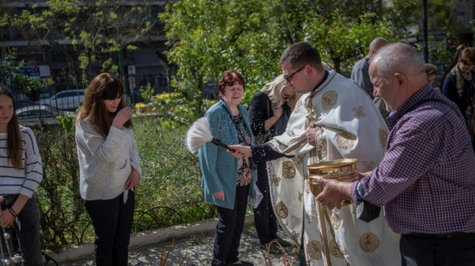 A Athènes, les réfugiés ukrainiens célèbrent Pâques orthodoxe