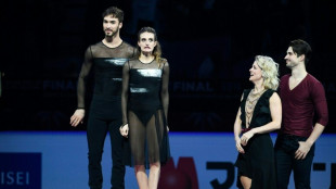 Papadakis, Hubbell breaking new ground as same-sex ice dancers