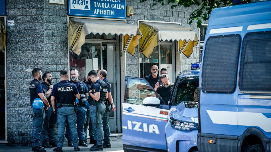 Giornalista aggredito davanti locale di estrema destra a Torino