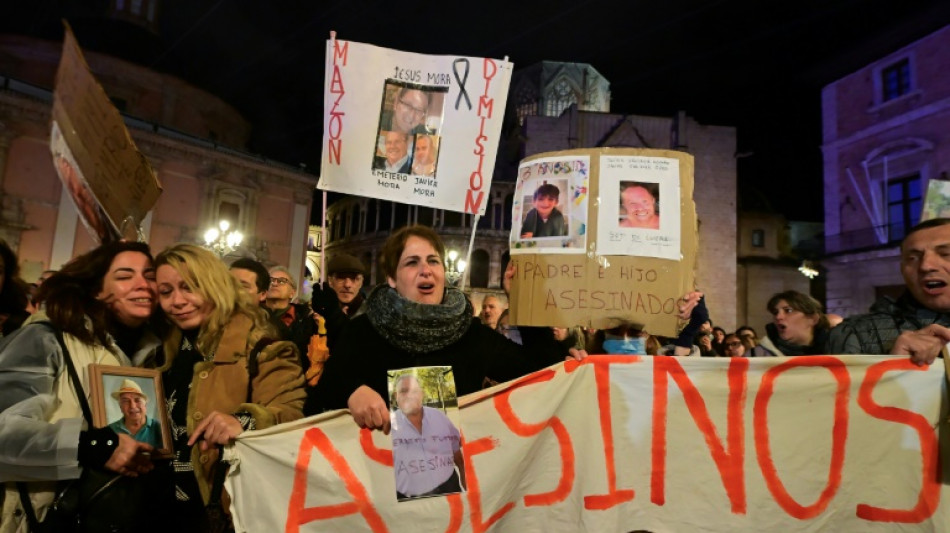 Miles de personas vuelven a protestar en Valencia contra la gestión de las inundaciones