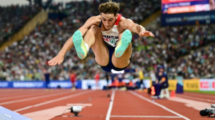 Athlétisme: d'abord éjecté du podium, puis en bronze, premiers bonds mouvementés pour Pommery