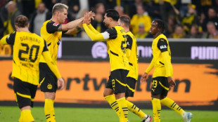 Dortmund vence Heidenheim (4-2) e assume liderança provisória da Bundesliga