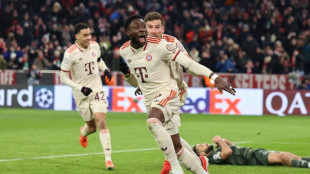 Bayern score late to see off Celtic in Champions League
