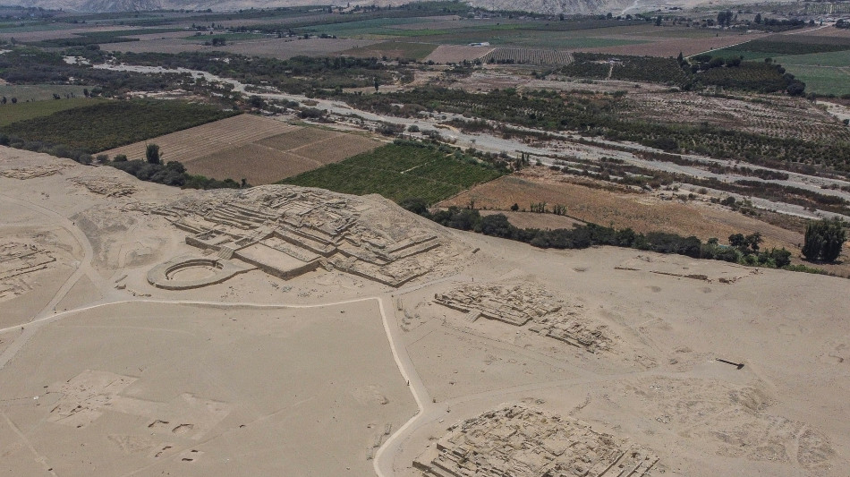 In Perú scoperta una piramide di 5.000 anni fa, vicino a Lima