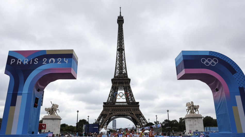 Parigi: ecco i bicchieri riutilizzabili per ridurre il carbonio