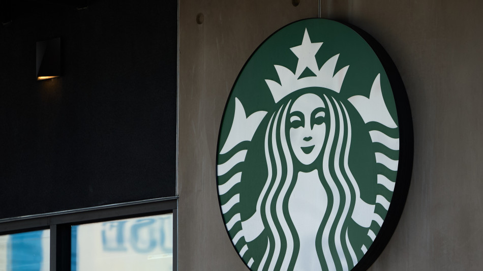 Starbucks condannata a pagare 50 milioni a fattorino ustionato