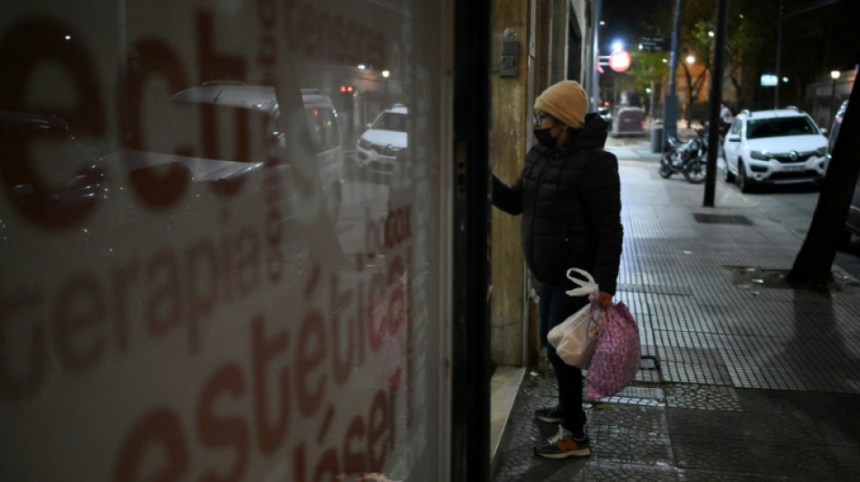 Governo Milei se dissocia da responsabilidade por aumento da pobreza na Argentina