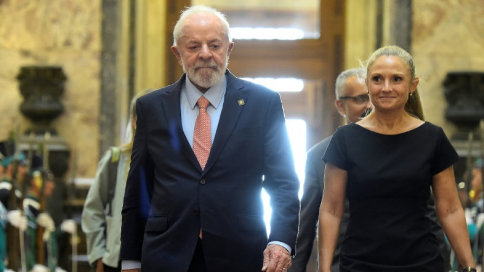 Lula chama discussão entre Trump e Zelensky de 'cena grotesca'