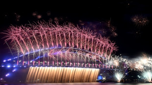 Sydney begrüßt das neue Jahr mit gigantischem Feuerwerk