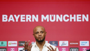 Vincent Kompany é apresentado oficialmente no Bayern