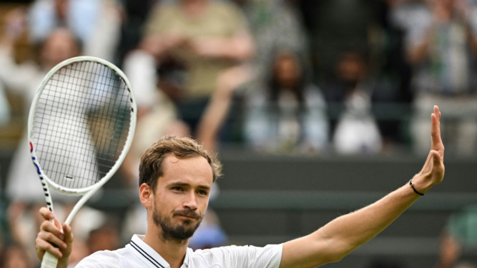 Medwedew im Halbfinale von Wimbledon