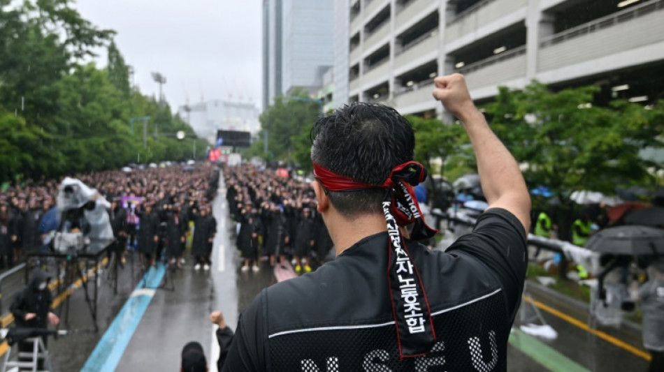 Streik für höhere Löhne: Tausende Samsung-Beschäftigte legen die Arbeit nieder