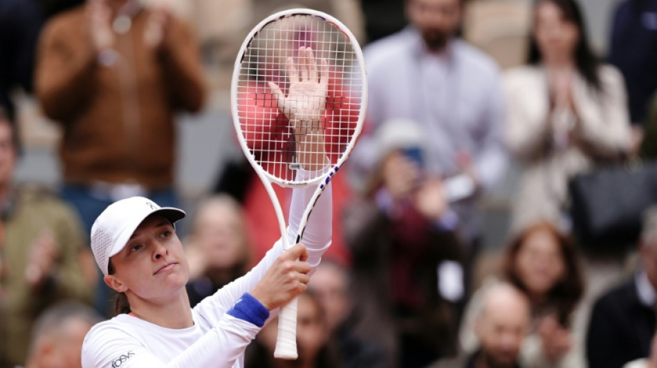 Swiatek atropela Potapova com duplo 6-0 e vai às quartas de final de Roland Garros