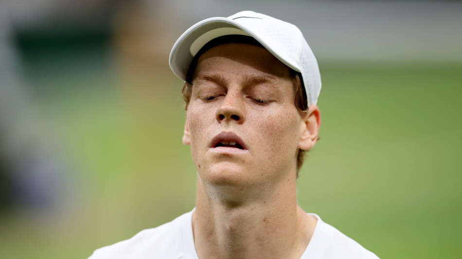 Wimbledon: Sinner ko al 5/o set, in semifinale va Medvedev