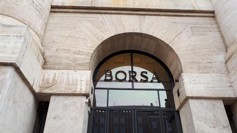 Borsa: Milano chiude in rialzo, Ftse Mib +0,84%