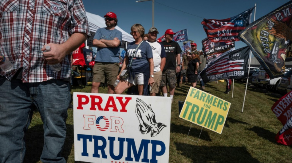 Partidarios de Trump dispuestos a entrar "en la línea de fuego" para salvarlo