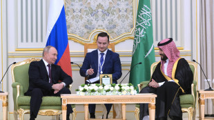 Putin sente bin Salman, al centro rapporti con Usa e Opec