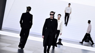 Kim Jones lleva a Dior Hombre de vuelta al minimalismo