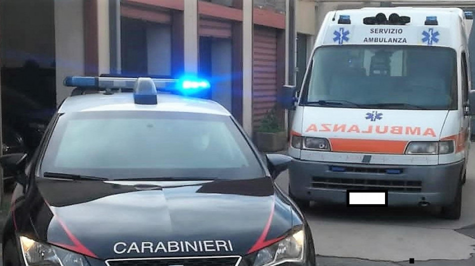 Ragazzina partorisce in casa, feto trovato morto sul balcone