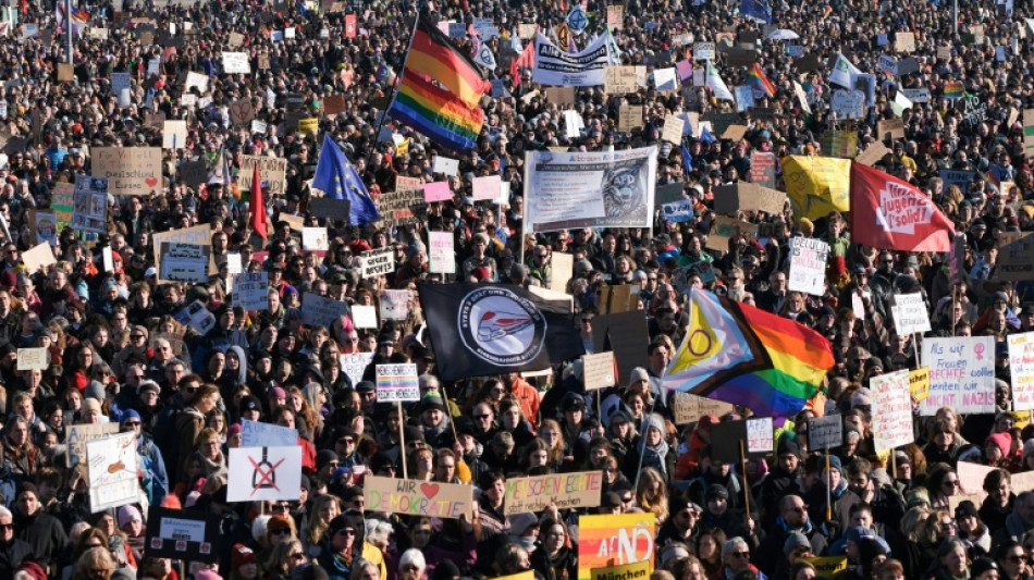 Bundesweit Kundgebungen gegen Rechts - Hunderttausende bei Demo in München