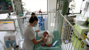 A l'hôpital pédiatrique Robert-Debré, les soignants en surtension