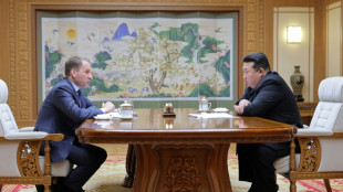 El líder norcoreano se reúne con un ministro ruso en una visita a Pyongyang