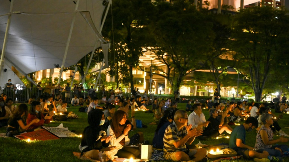 Singaporeans hold vigil for Malaysians facing execution