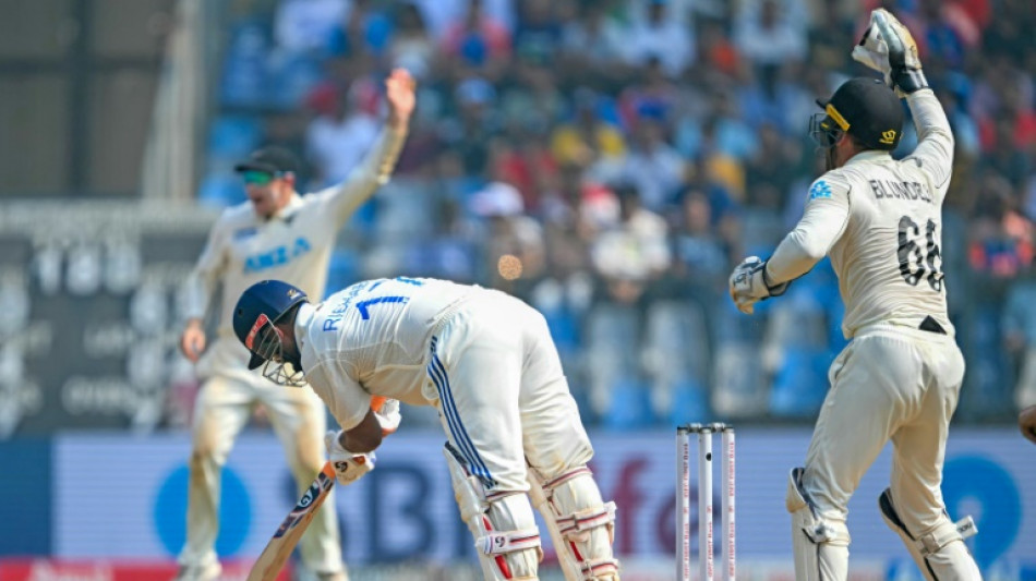 Kiwi spinner Ajaz takes five wickets but India ahead in third Test