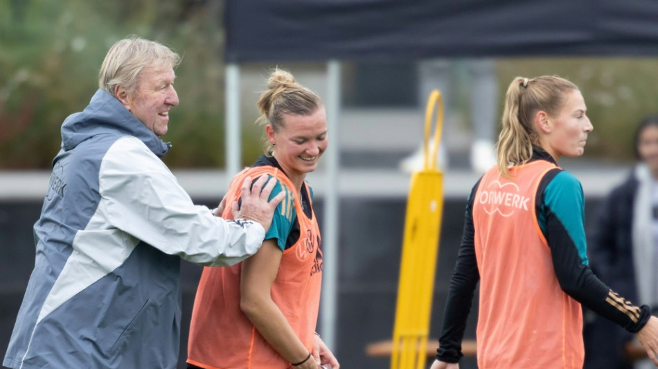 Popp offen für längere Hrubesch-Amtszeit 