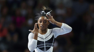 Biles feiert starkes Comeback nach zwei Jahren Pause