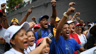 Maduro 'toma' Venezuela no começo de uma campanha presidencial incerta