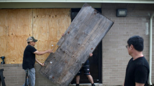 Evacuations au Texas à l'approche de la tempête Béryl qui menace de redevenir un ouragan