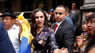 La vice de Ecuador acusa a Noboa de querer "desterrarla" con una nueva misión a Turquía