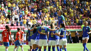 Brasil goleia Chile (4-0) no último amistoso antes da Copa do Mundo feminina