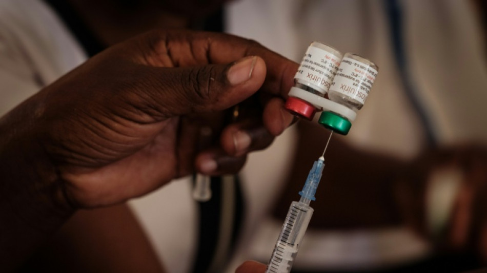 Paludisme: la vaccination à grande échelle en Afrique "va bientôt commencer", affirme Gavi