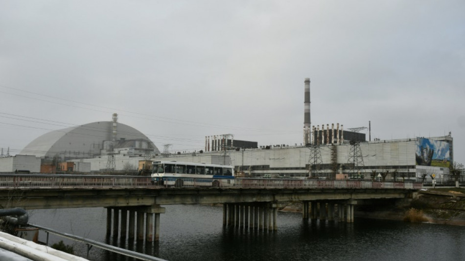 Chernobyl workers held 'hostage' amid fears for reactor safety