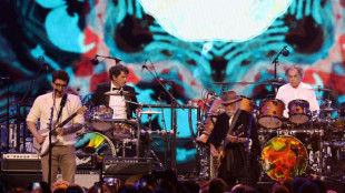 Pre-Grammys gala honoring the Grateful Dead focuses on fire relief