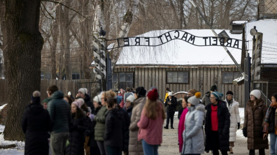 Travailler au musée de l'ex-camp nazi d'Auschwitz, une mission quotidienne pour la mémoire
