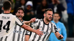 Juventus e Sevilla empatam (1-1) em Turim na ida das semis da Liga Europa