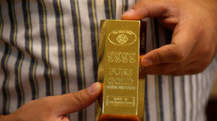 Los aranceles y los temores geopolíticos impulsan el precio del oro por encima de los 3.000 dólares