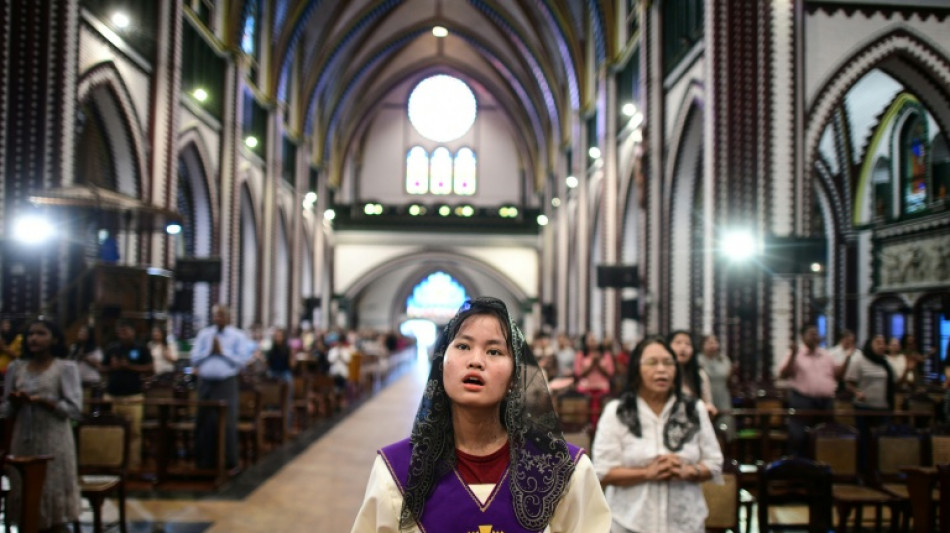 Myanmar Catholics pray for ailing Pope Francis