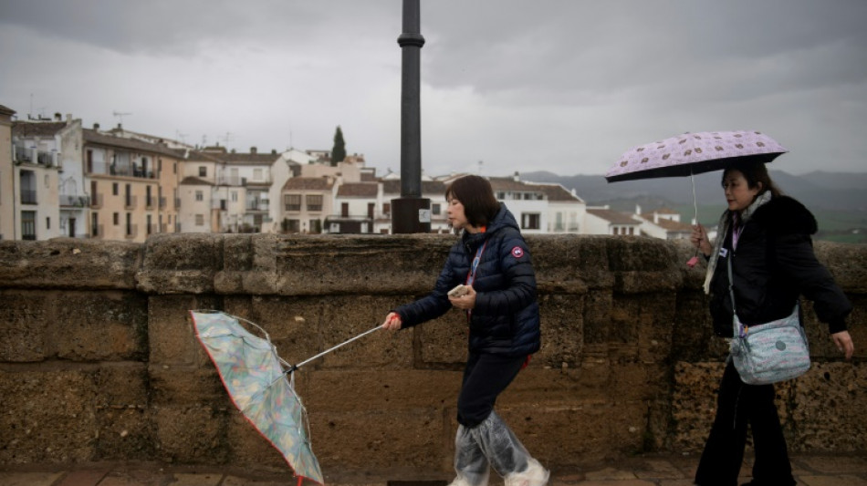 La tormenta Laurence provoca en España cortes de carreteras e inundaciones