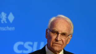 Stoiber hofft auf Einladung von Merkel zu ihr nach Hause