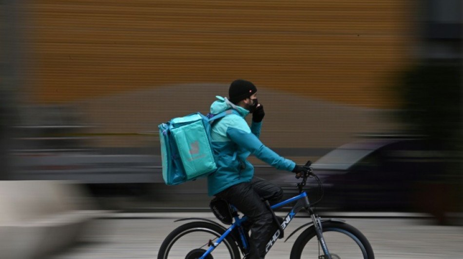 Lieferdienst Deliveroo macht erstmals Gewinn