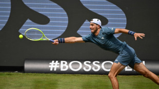 Struff siegt mit dem zehnten Matchball