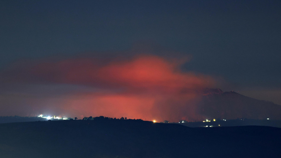 Governo Libano, raid aerei israeliani sul sud