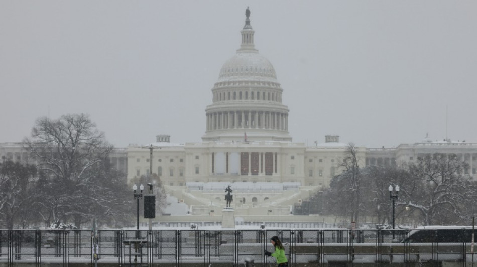 Eastern US digs in as major winter storm wreaks havoc