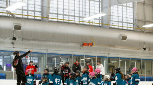 Le hockey sur glace féminin à la peine au Canada