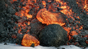 Des randonneurs mal équipés à l'assaut de l'Etna pour faire des selfies